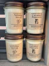 Load image into Gallery viewer, in season candle co. small candles