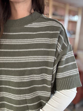 Load image into Gallery viewer, olive + cream half sleeve sweater