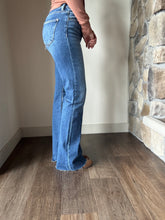 Load image into Gallery viewer, dark high rise flare jeans