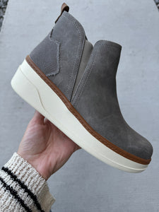 blowfish grey hybrid boot