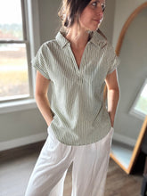 Load image into Gallery viewer, green stripe collared top