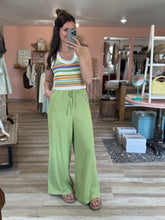 Load image into Gallery viewer, sugarloaf avocado elastic waist pants