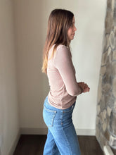 Load image into Gallery viewer, mocha notched ribbed long sleeve tee