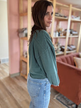 Load image into Gallery viewer, holly fleece cropped sweatshirt