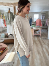 Load image into Gallery viewer, pearl pullover sweater