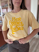 Load image into Gallery viewer, here comes the sun golden vintage tee