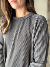 Load image into Gallery viewer, charcoal ribbed long sleeve pullover