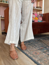 Load image into Gallery viewer, natural jelly mesh slip-on sandal