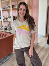Load image into Gallery viewer, retro midwest sun tee