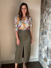 Load image into Gallery viewer, olive denim slit front long skirt