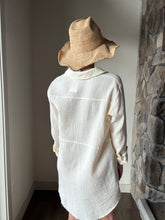 Load image into Gallery viewer, ecru gauze button down tunic