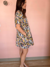 Load image into Gallery viewer, purple mix floral cotton shift dress