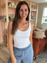 Load image into Gallery viewer, white soft basic scoop tank