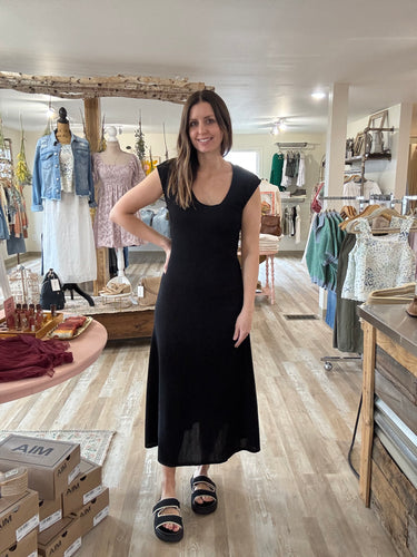 black ribbed cap sleeve midi dress