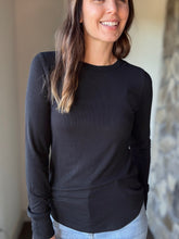 Load image into Gallery viewer, black soft ribbed long sleeve top