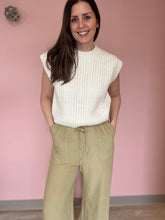 Load image into Gallery viewer, oat chunky hand-knit tank