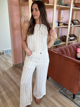 Load image into Gallery viewer, white+stone twist linen top