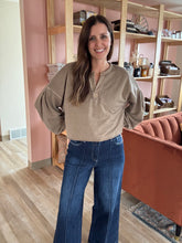 Load image into Gallery viewer, polly pin tuck wide leg denim