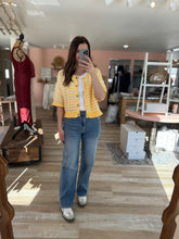 Load image into Gallery viewer, hidden medium dark straight jeans