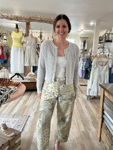 Load image into Gallery viewer, vintage floral barrel pants