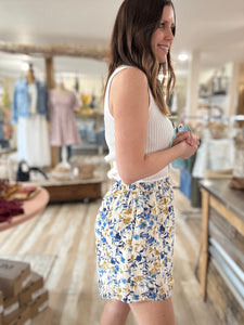 heirlooms flowy floral shorts