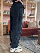 Load image into Gallery viewer, onyx mineral washed barrel pants | S-3XL