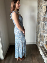 Load image into Gallery viewer, blue floral maxi dress