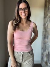 Load image into Gallery viewer, dusty pink soft basic scoop tank