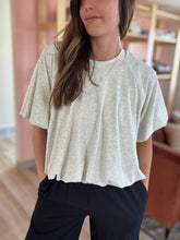 Load image into Gallery viewer, heather soft bubble top
