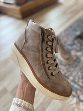 Load image into Gallery viewer, blowfish stone lace-up hybrid sneaker boot