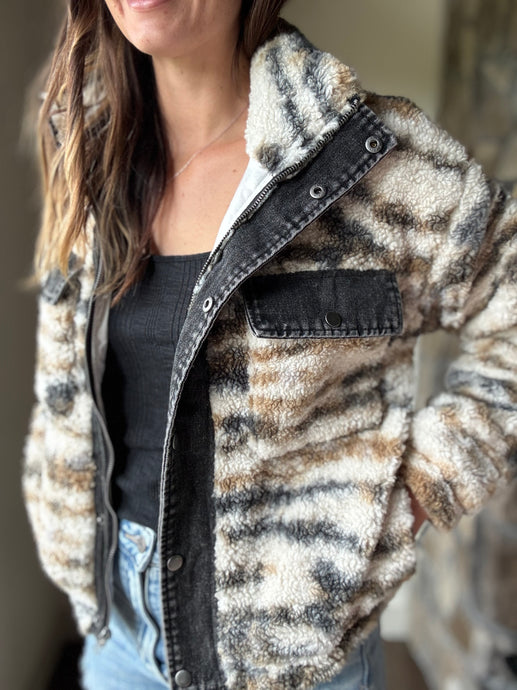 cream+brown sherpa jacket with black denim detailing