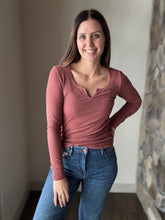 Load image into Gallery viewer, chili notched ribbed long sleeve tee