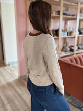 Load image into Gallery viewer, lana hazelnut button cardi