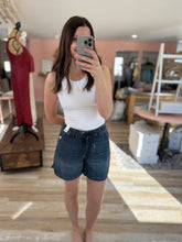 Load image into Gallery viewer, judy blue dark paper bag chambray shorts