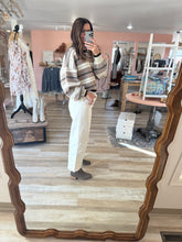 Load image into Gallery viewer, hidden high waist bone cropped wide leg pants
