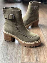 Load image into Gallery viewer, suede khaki whipstitch chunky boot