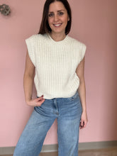 Load image into Gallery viewer, oat chunky hand-knit tank