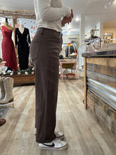 Load image into Gallery viewer, espresso high waist barrel pants