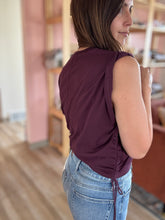 Load image into Gallery viewer, habitual wine tasting luna top
