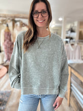 Load image into Gallery viewer, moss mineral washed oversized pullover