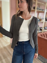 Load image into Gallery viewer, giselle button down top