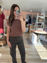 Load image into Gallery viewer, brown crochet contrast top