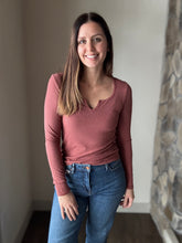 Load image into Gallery viewer, chili notched ribbed long sleeve tee