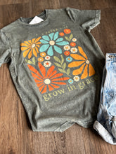 Load image into Gallery viewer, grow in grace mineral wash tee