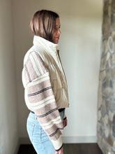 Load image into Gallery viewer, ivory puffer vest