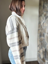 Load image into Gallery viewer, ivory puffer vest