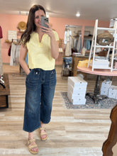 Load image into Gallery viewer, butter yellow notched top | S-3XL