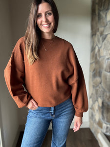 rust on a stroll ribbed pullover