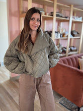 Load image into Gallery viewer, olive quilted cropped jacket