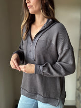 Load image into Gallery viewer, charcoal ribbed quarter zip